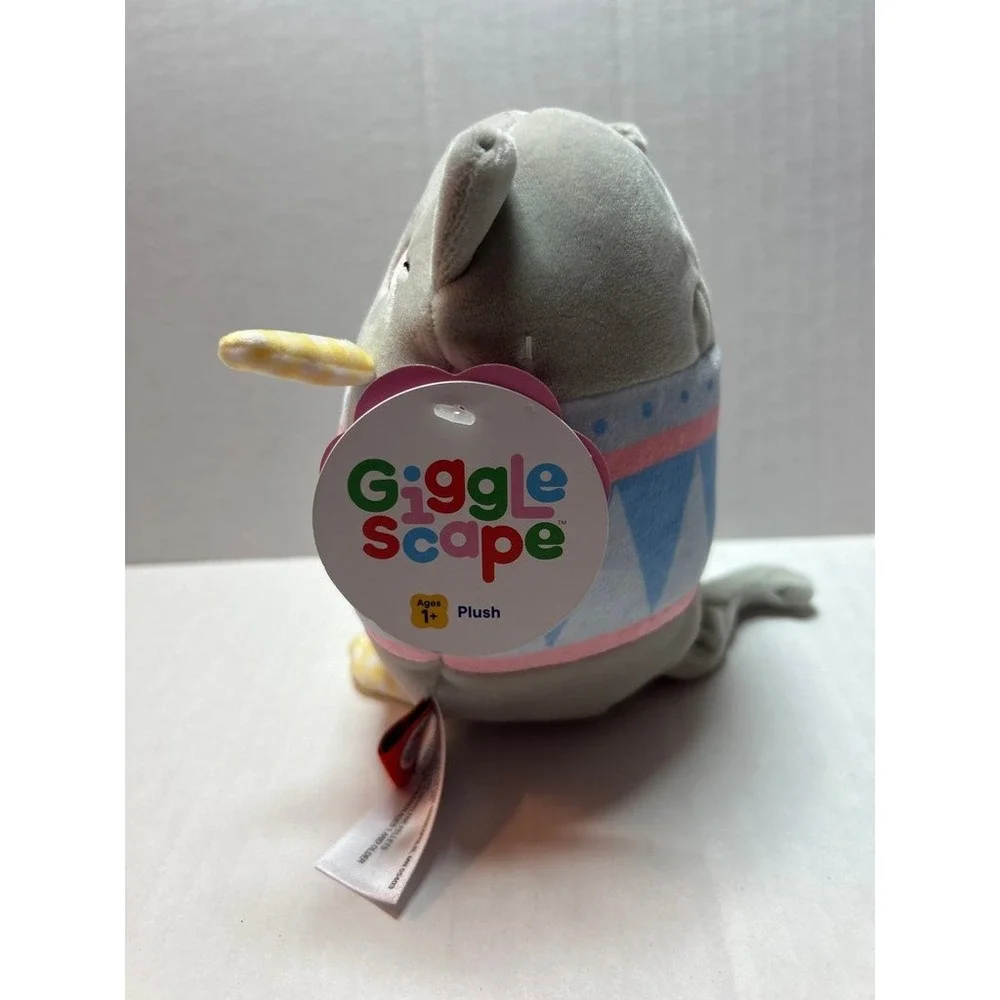 Giggle Scoop Plush Cat Toy